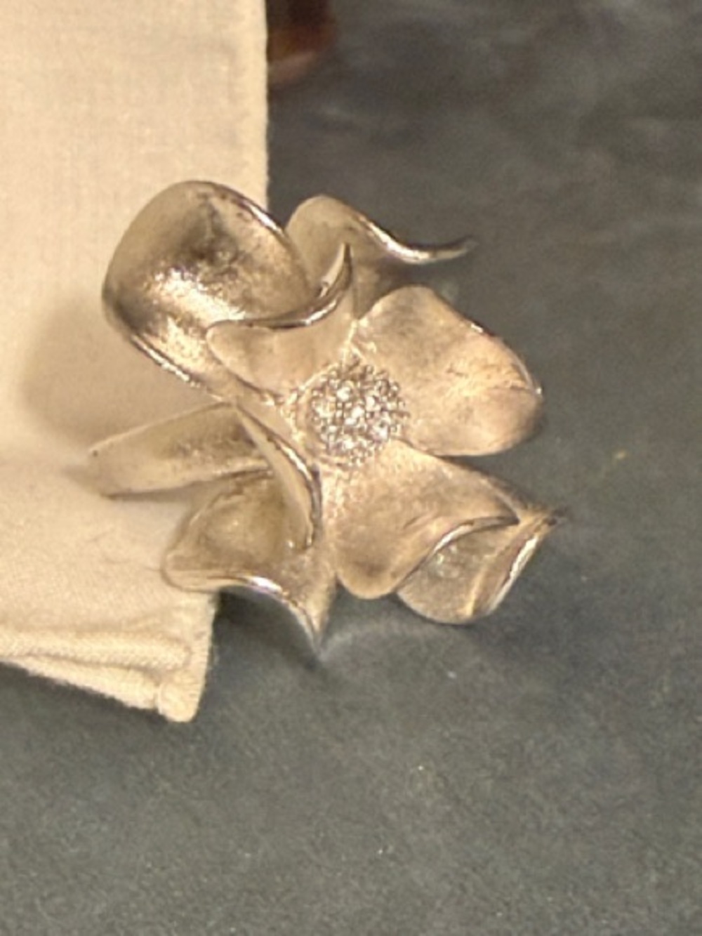 Gorgeous Vintage Premier Designs Magnolia Silver Statement Ring Large size 10